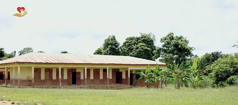The school setting in Asonsuaso, shown in the initial project film.
